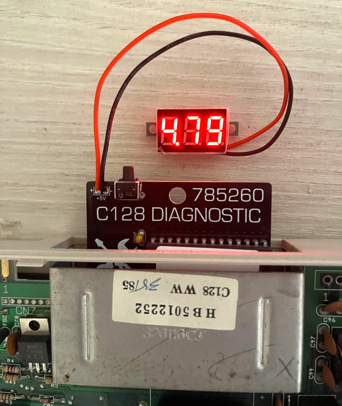 Commodore 128 Diagnostic Cartridge with Voltmeter - Standard Diagnostic Cartridge thumbnail 2